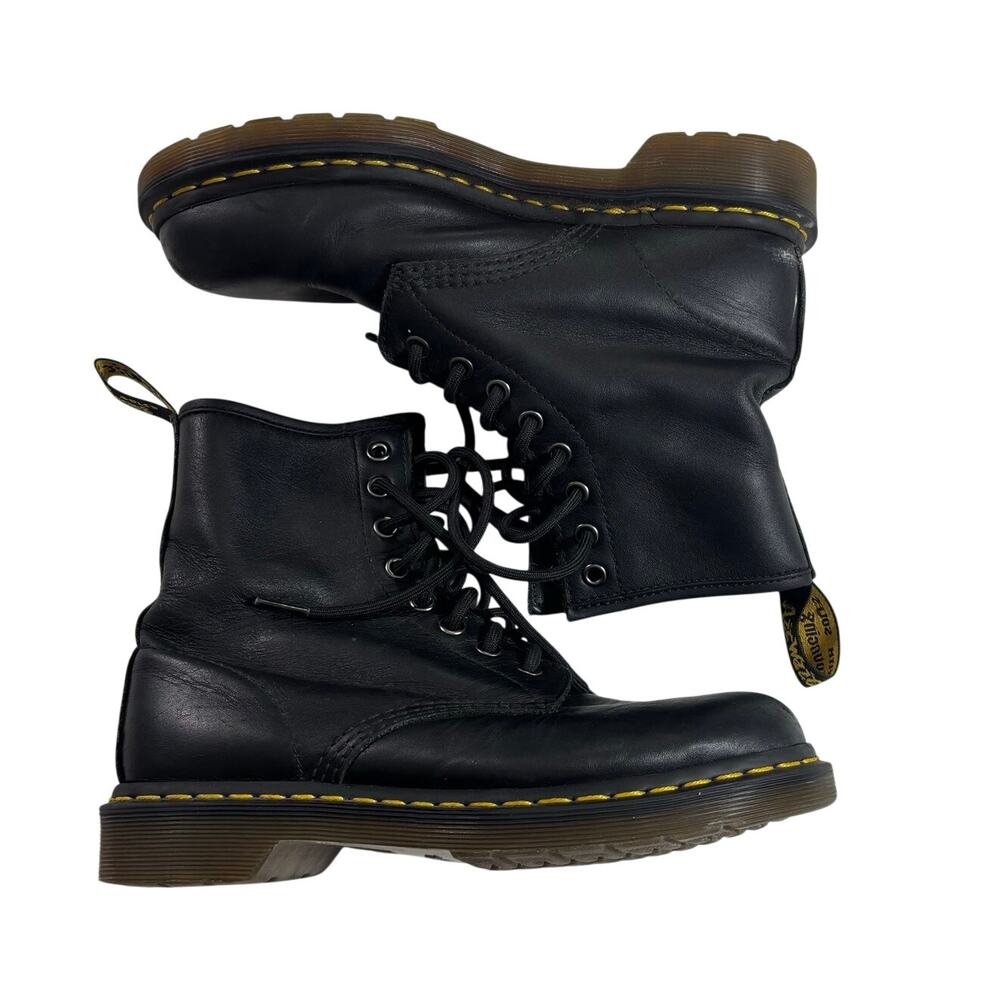 Dr Martens Black Leather Boots Womens Size 7 US, 1460W